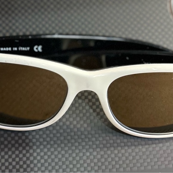Ray Ban Black and White Wayfarer Sunglasses Mirrored Lenses Made in Italy - Picture 3 of 4